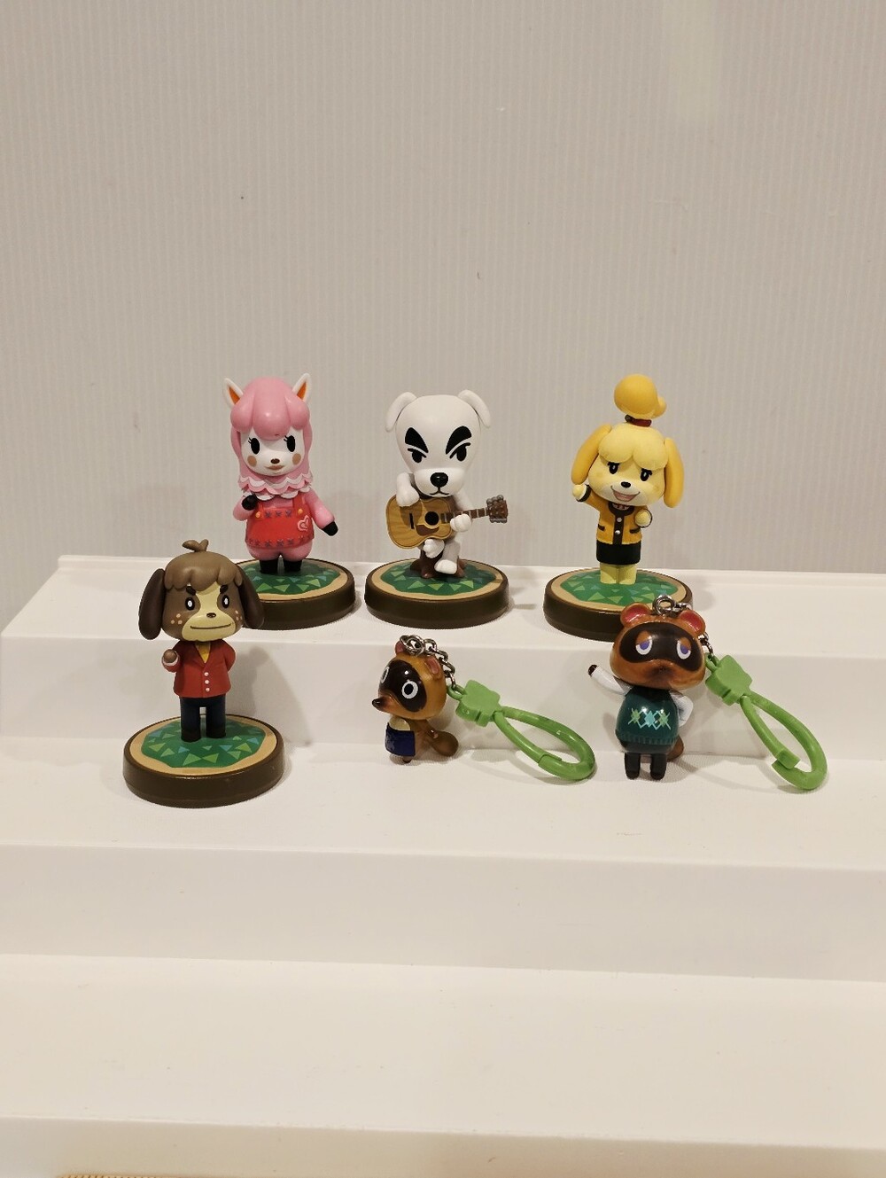 Animal Crossing Amiibo Collection Figure and Bag Clip Set